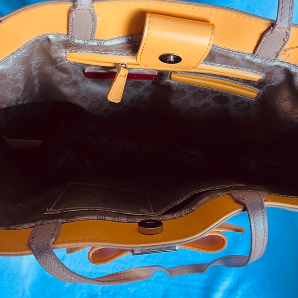 Ivanka Trump Top Handle Tote Tan Yellow Gold Hardware Large Handbags Yellow Bow - Picture 16 of 16